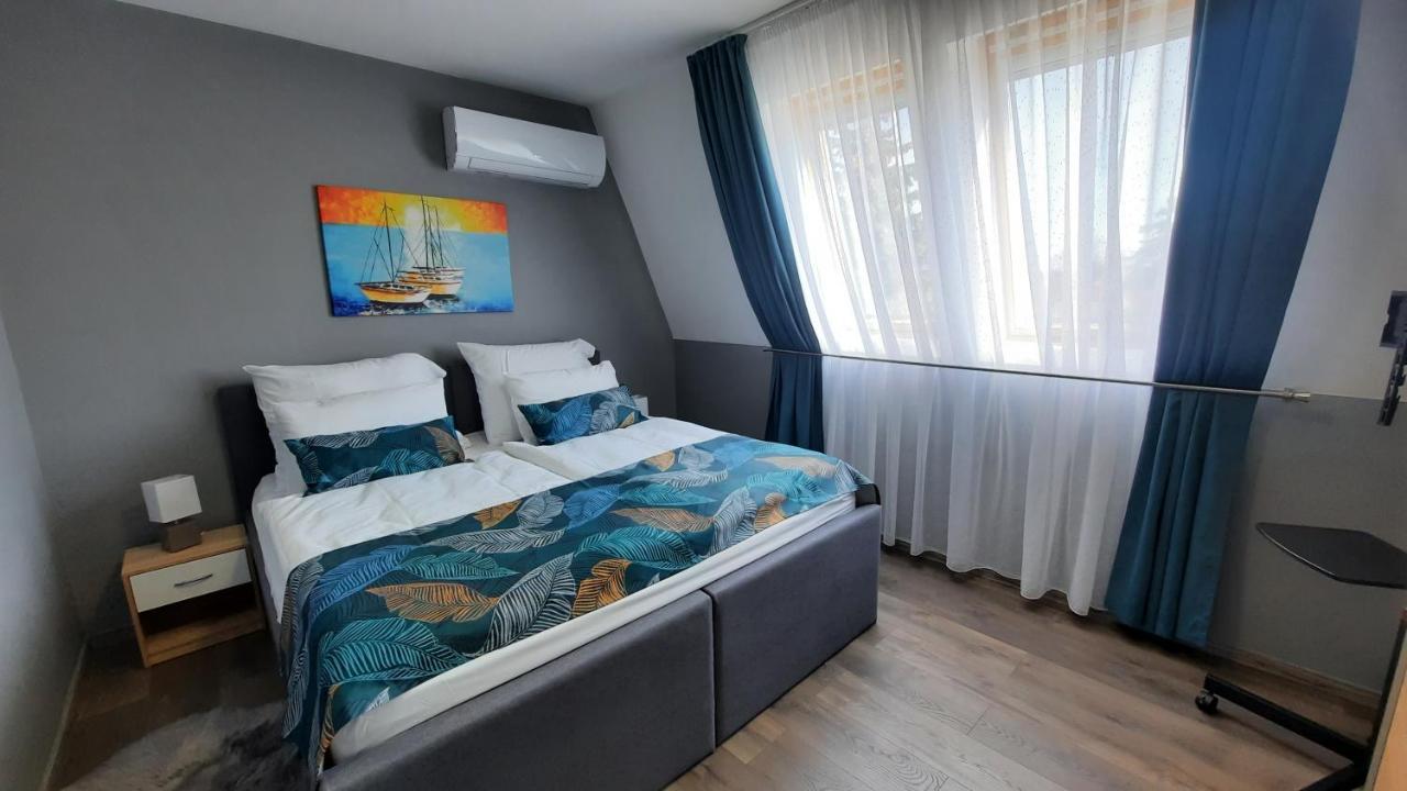Balaton Legendaja Apartman シオーフォク エクステリア 写真